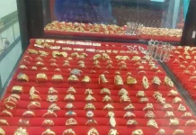 Memasuki Akhir Tahun, Harga Emas di Mal Mandonga Masih Stabil Memasuki Akhir Tahun, Harga Emas di Mal Mandonga Masih Stabil