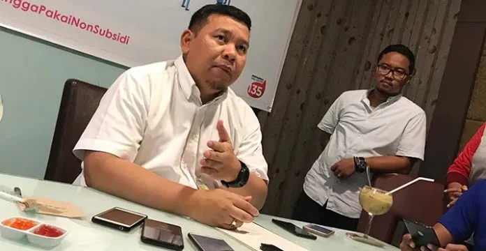 Manager Communication & CSR PT Pertamina (Persero) Marketing Operation Region (MOR) VII, Hatim Ilwan