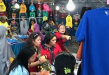 Berburu Kaos Rp50 Ribuan di Hari Pangan Sedunia Kendari Berburu Kaos Rp50 Ribuan di Hari Pangan Sedunia Kendari