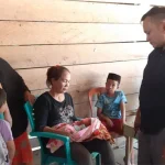 Bayi 1 Bulan Ditemukan di Bawah Meja Kios Warga Koltim Bayi 1 Bulan Ditemukan di Bawah Meja Kios Warga Koltim