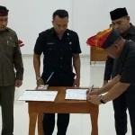 DPRD dan Pemkot Baubau Teken KUA-PPAS 2020 DPRD dan Pemkot Baubau Teken KUA-PPAS 2020