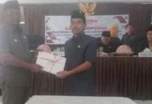 Pemkab Buteng Serahkan KUA-PPAS ke DPRD Pemkab Buteng Serahkan KUA-PPAS ke DPRD
