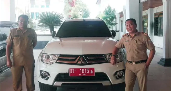 mobil dinas Mantan Wakil Ketua DPRD Sultra Kembalikan Mobil Dinas