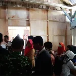 Pelamar CPNS Membludak, Staf Disdukcapil Mubar Harus Lembur Pelamar CPNS Membludak, Staf Disdukcapil Mubar Harus Lembur