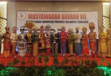 Musda IBI Sultra Vll, Bidan Diharapkan Lebih Profesional Bekerja