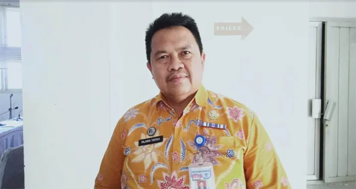 Kepala DPM-PTSP Bombana, Pajawa Tarika