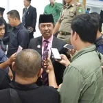 Bupati Sinyalir Aktivitas Pertambangan di Kolut Ilegal Bupati Sinyalir Aktivitas Pertambangan di Kolut Ilegal