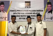 PKS Partai Kedelapan yang Didaftar Surunuddin Maju Pilkada Konsel PKS Partai Kedelapan yang Didaftar Surunuddin Maju Pilkada Konsel