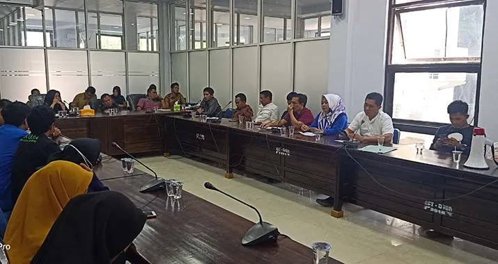 Mahasiswa di Kolut Desak Penghentian Aktivitas Tambang PT Kasmar