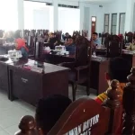 DPRD Butur Gelar RDP Terkait AMP di Desa Eelahaji DPRD Butur Gelar RDP Terkait AMP di Desa Eelahaji