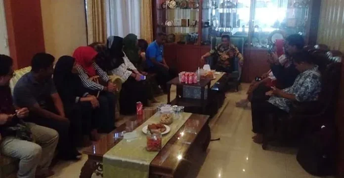 Hugua Janji Perjuangkan K2 Jadi ASN Lewat Revisi UU ASN