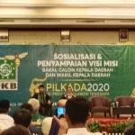 Ratusan Pendukung Rusman dan Rajiun Sesaki Penyampaian Visi Misi di PKB Ratusan Pendukung Rusman dan Rajiun Sesaki Penyampaian Visi Misi di PKB