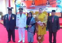 Kado Akhir Tahun, Arusani Resmi Jadi Bupati Busel Definitif Kado Akhir Tahun, Arusani Resmi Jadi Bupati Busel Definitif