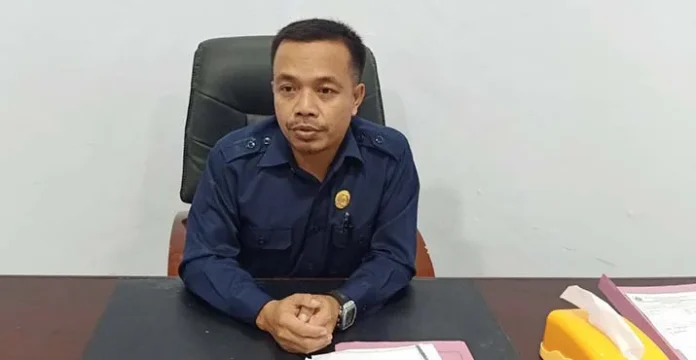 Ketua DPRD Kolut Buhari