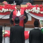 Pimpinan Definitif DPRD Kolaka Resmi Dilantik Pimpinan Definitif DPRD Kolaka Resmi Dilantik