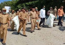 Peringati Hari Nusantara, Pemda Kolut Gelar Bersih Pantai Peringati Hari Nusantara, Pemda Kolut Gelar Bersih Pantai