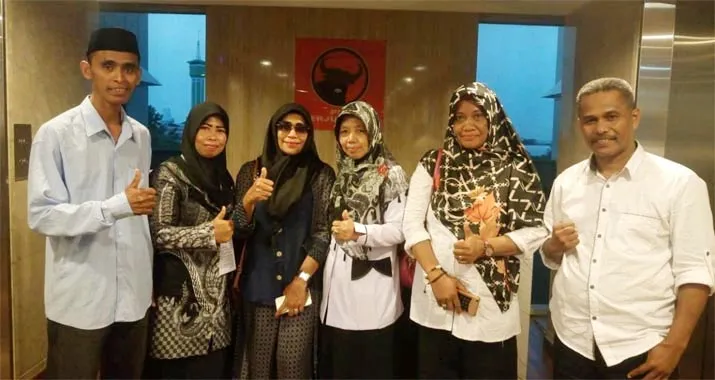 Nestapa Honorer K2, Gadai BPKB Demi Mengadu Nasib ke Senayan