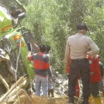 Truk Masuk Jurang, Sopir Pengangkut Batu Waduk Ladongi Koltim Tewas Truk Masuk Jurang, Sopir Pengangkut Batu Waduk Ladongi Koltim Tewas