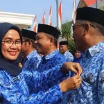 Puluhan ASN di Kolaka Terima Penghargaan Disi Medaso Toori Mandara Puluhan ASN di Kolaka Terima Penghargaan Disi Medaso Toori Mandara