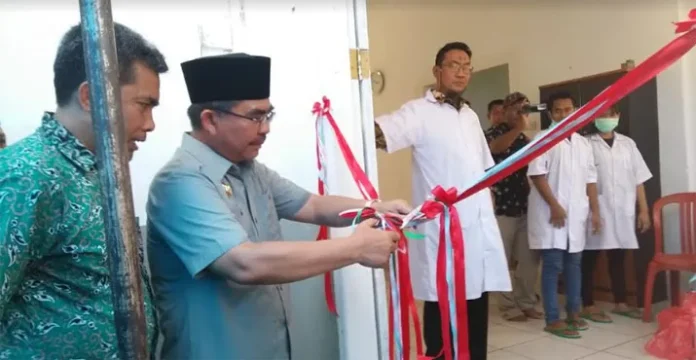 Bupati Butur Resmikan Pabrik Kelapa di Kulisusu Utara