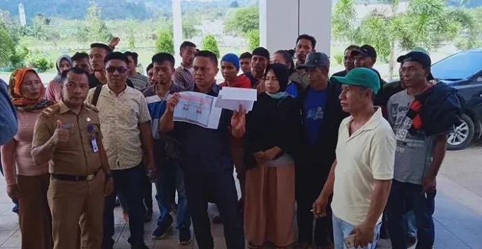 pilkades_paka Dugaan Kecurangan Pilkades Paka Indah Dilaporkan ke DPRD Konut