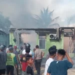 Rumah Dinas Puskesmas di Konsel Terbakar, Kerugian Ditaksir Ratusan Juta Rupiah Rumah Dinas Puskesmas di Konsel Terbakar, Kerugian Ditaksir Ratusan Juta Rupiah