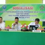 Puluhan Pegawai Kemenag Butur Jalani Tes Urine, Hasilnya Negatif Puluhan Pegawai Kemenag Butur Jalani Tes Urine, Hasilnya Negatif