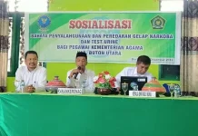 Puluhan Pegawai Kemenag Butur Jalani Tes Urine, Hasilnya Negatif Puluhan Pegawai Kemenag Butur Jalani Tes Urine, Hasilnya Negatif