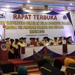 Wagub Sultra Hadiri Wisuda Mahasiswa USN Kolaka Wagub Sultra Hadiri Wisuda Mahasiswa USN Kolaka