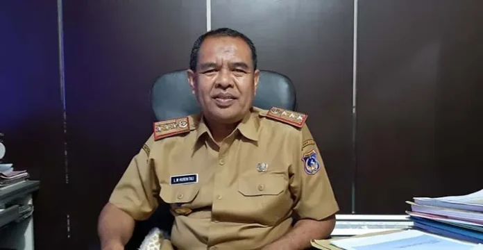 Sekda) Mubar, LM Husein Tali