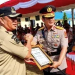 Ruksamin Raih Penghargaan Mitra Polri Terbaik
