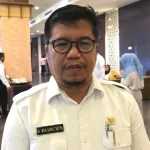 Nilai Indeks Kepuasan Masyarakat di DPMPTSP Sultra Capai 81,98 Persen Kepala DPMPTSP Provinsi Sultra Masmudin