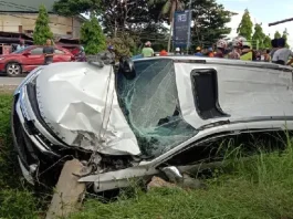 Sempat Tertidur, Pengendara Mobil Pajero Sport di Kendari Tabrak Tiang Listrik Sempat Tertidur, Pengendara Mobil Pajero Sport di Kendari Tabrak Tiang Listrik