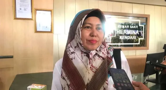 Penjabat (Pj) Kepala Dinas Penanaman Modal dan Pelayanan Terpadu Satu Pintu (DPMPTSP) Kota Kendari Satria Damayanti