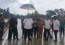DPRD Sultra Tinjau Jalan Kendari – Toronipa, Ali Mazi Pamer Konstruksi Beton DPRD Sultra Tinjau Jalan Kendari - Toronipa, Ali Mazi Pamer Konstruksi Beton