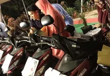 Berkah Tahun Baru, 10 ASN Pemkot Kendari Dapat Motor Berkah Tahun Baru, 10 ASN Pemkot Kendari Dapat Motor
