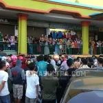 Seorang Pria Lompat dari Lantai 4 Mall Mandonga, Diduga Bunuh Diri Seorang Pria Lompat dari Lantai 4 Mall Mandonga, Diduga Bunuh Diri