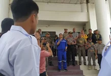 Honor Belum Dibayar, Aparat Desa di Konawe Demo di Kantor Bupati Honor Belum Dibayar, Aparat Desa di Konawe Demo di Kantor Bupati