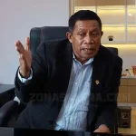 Mantan Bupati Wakatobi Hugua Mangkir dari Pemeriksaan KPK Huua