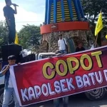 Wartawan di Kolut Unjuk Rasa, Kecam Pernyataan Kapolsek Batu Putih Wartawan di Kolut Unjuk Rasa, Kecam Pernyataan Kapolsek Batu Putih