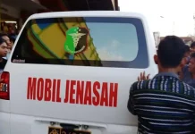 Polisi Belum Bisa Pastikan Motif Rudi Terjun dari Lantai 4 Mall Mandonga Polisi Belum Bisa Pastikan Motif Rudi Terjun dari Lantai 4 Mall Mandonga