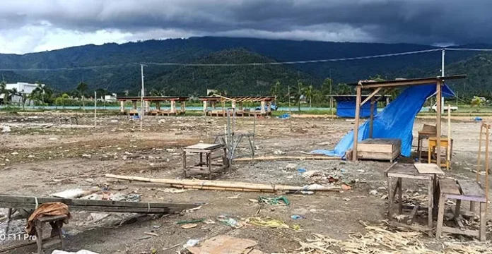 Lokasi Pasar Malam di Kolut Sisakan Sampah