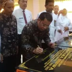 Dirjen Pendis Kemenag RI Resmikan Dua Gedung MAN IC Kendari Dirjen Pendis Kemenag RI Resmikan Dua Gedung MAN IC Kendari