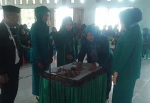 Wastia Hermansyah Dilantik Jadi Ketua TP-PKK Mawasangka Timur Wastia Hermansyah Dilantik Jadi Ketua TP-PKK Mawasangka Timur