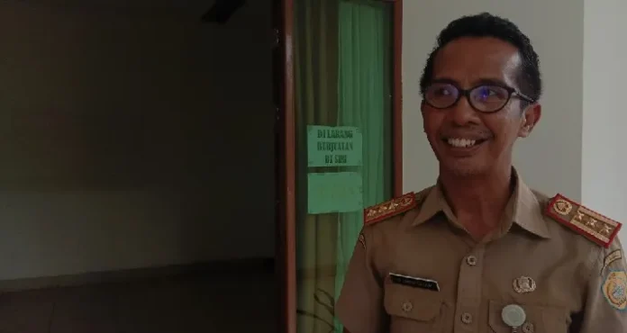 La Ode Darussalam Kepala Dinas Pemuda dan Olahraga (Dispora) Kota Baubau, La Ode Darussalam