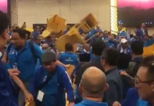 Kongres PAN Ricuh, Hotel Claro Rugi Rp100 Juta Sidang Kongres V PAN Ricuh, Mulfachri dan Tim Keluar Ruangan