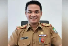 Petugas Rumah Ibadah di Bombana Bakal Jadi Admin Informasi Publik Pelaksana tugas (Plt) Kadis Kominfo Bombana, Kalvarios Syamruth