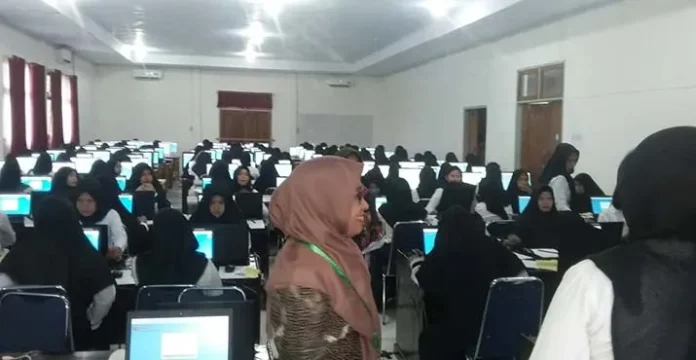 Satu Sesi Ujian SKD CPNS Butur, Semuanya Calon Bidan