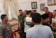 Pemuda yang Terlibat Tawuran di Baubau Akhirnya Berdamai Pemuda yang Terlibat Tawuran di Baubau Akhirnya Berdamai