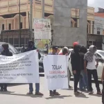 Sejumlah Aktivis Tolak Kehadiran Zulkifli Hasan di Kendari Sejumlah Aktivis Tolak Kehadiran Zulkifli Hasan di Kendari